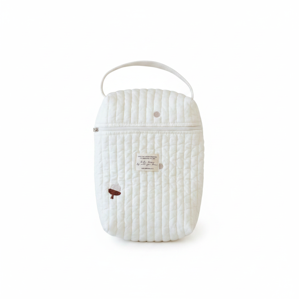 Pochette matelassée champignon fond blanc